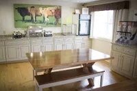 Lodge at Five Oaks breakfast area